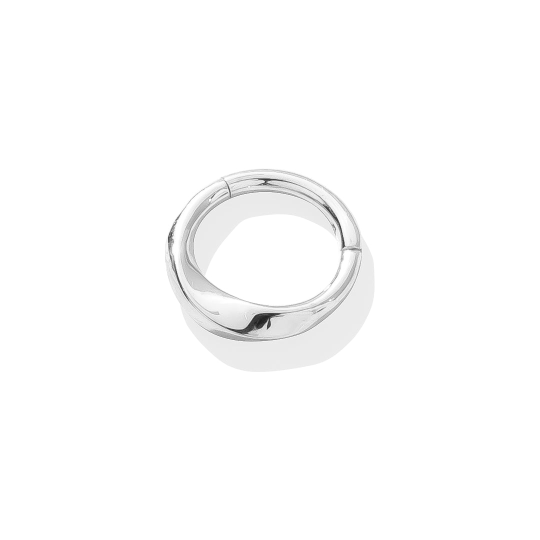 Bold 14k gold clicker earring with sculptural twist design for elevated everyday style.