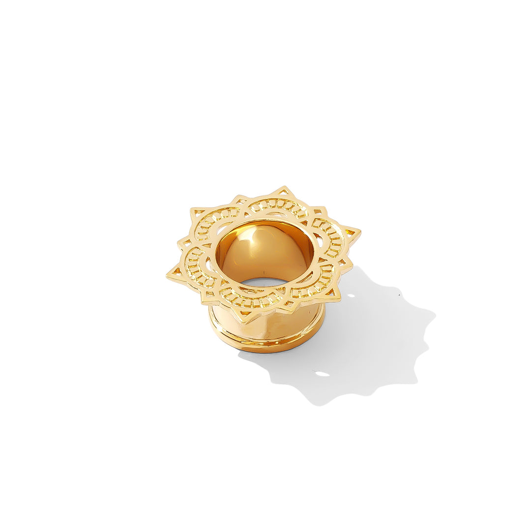 Lotus Drop Eyelet