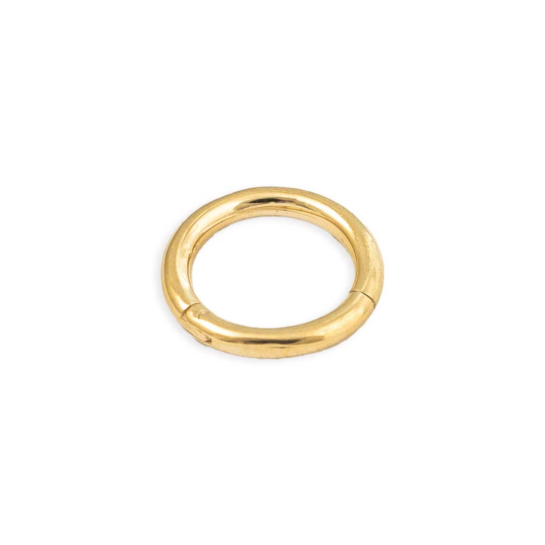timeless clicker design in yellow, rose, or white gold