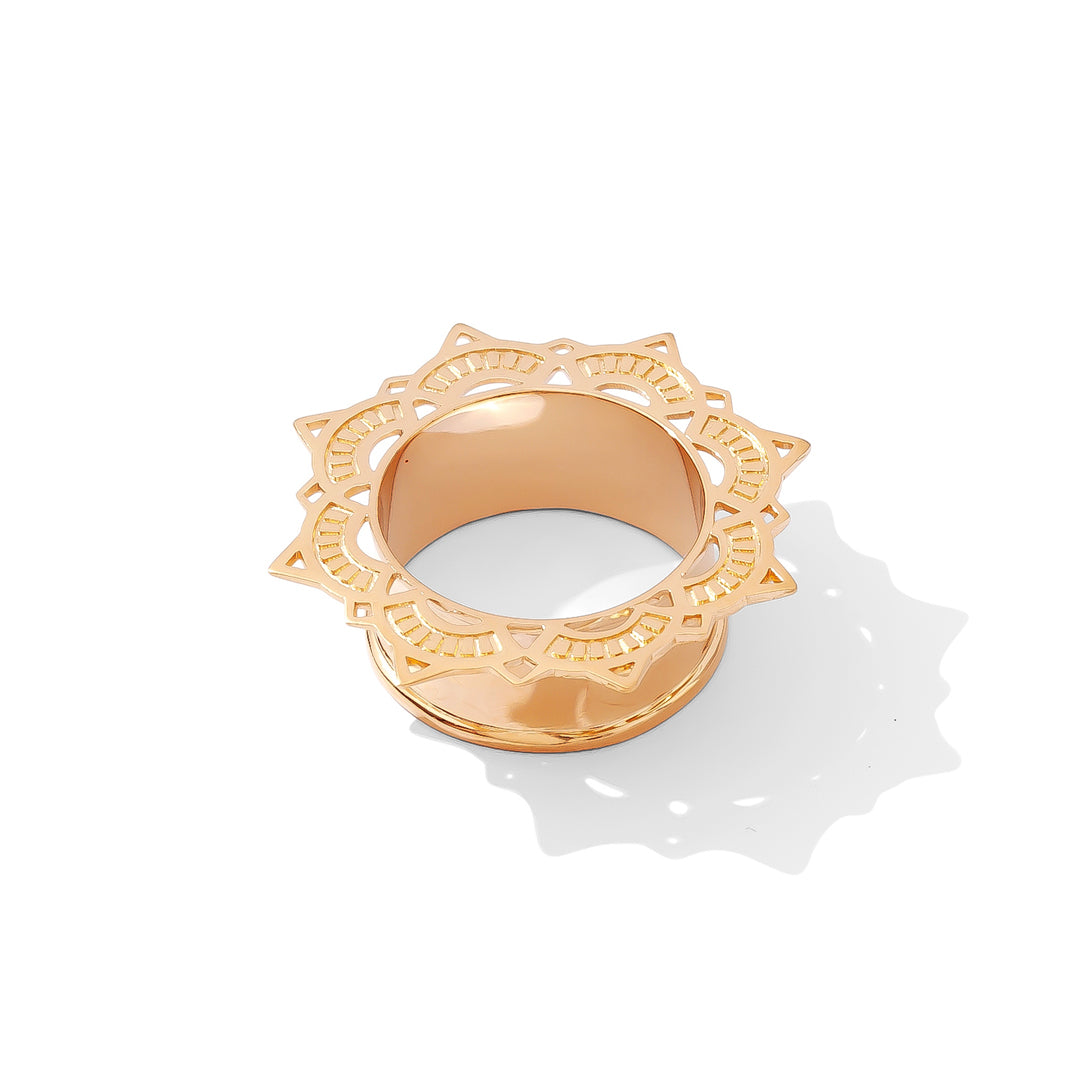 Lotus Drop Eyelet