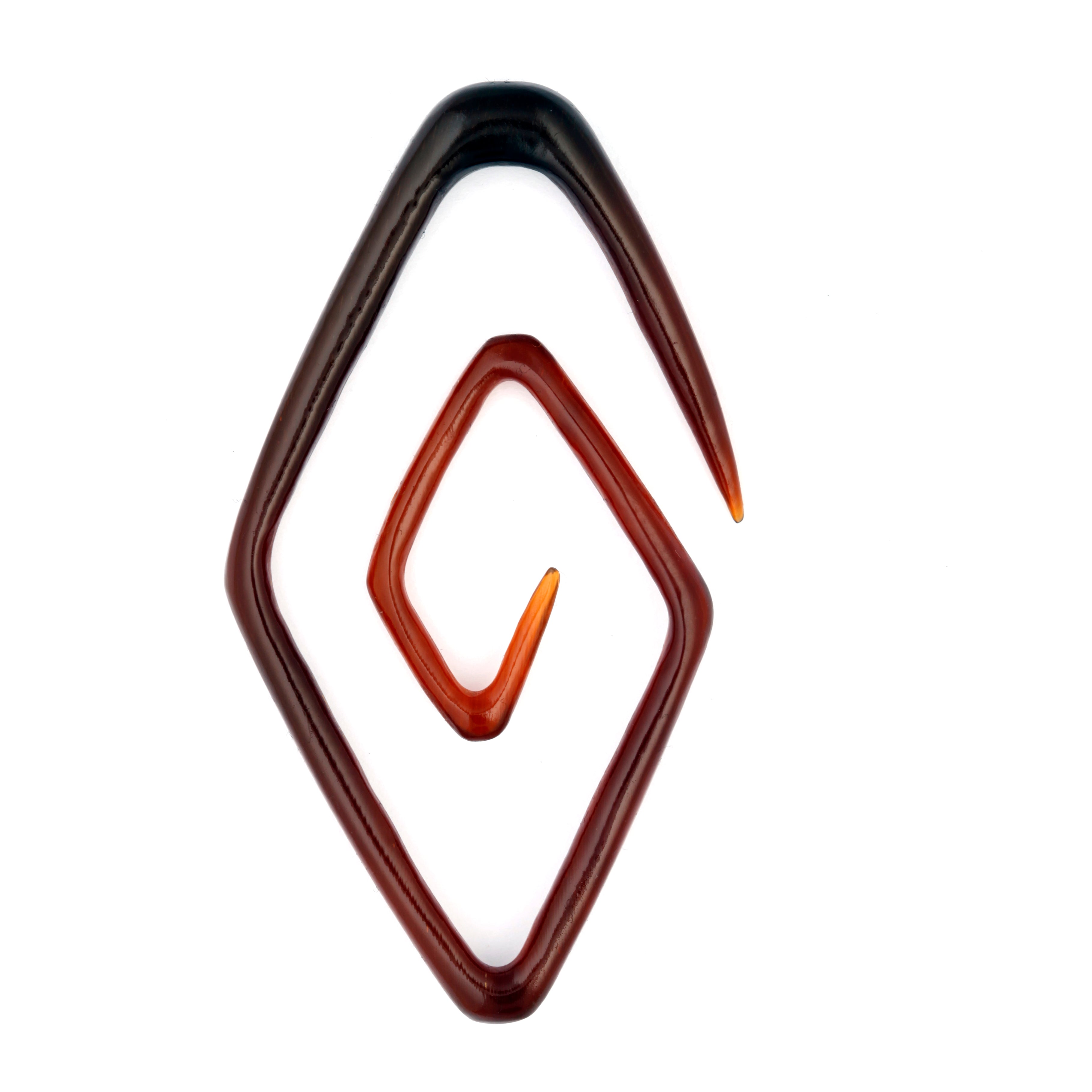 Diamond Spiral hanging design hand-carved light horn for stretched ears TAWAPA