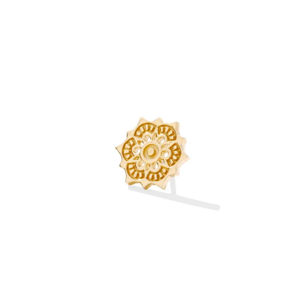 Bloom-inspired Lotus Pin in gold, for flat, lobe, and nose piercings.
