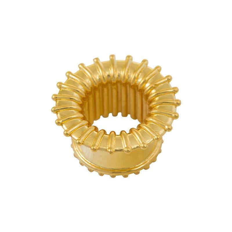 Capsule Eyelet