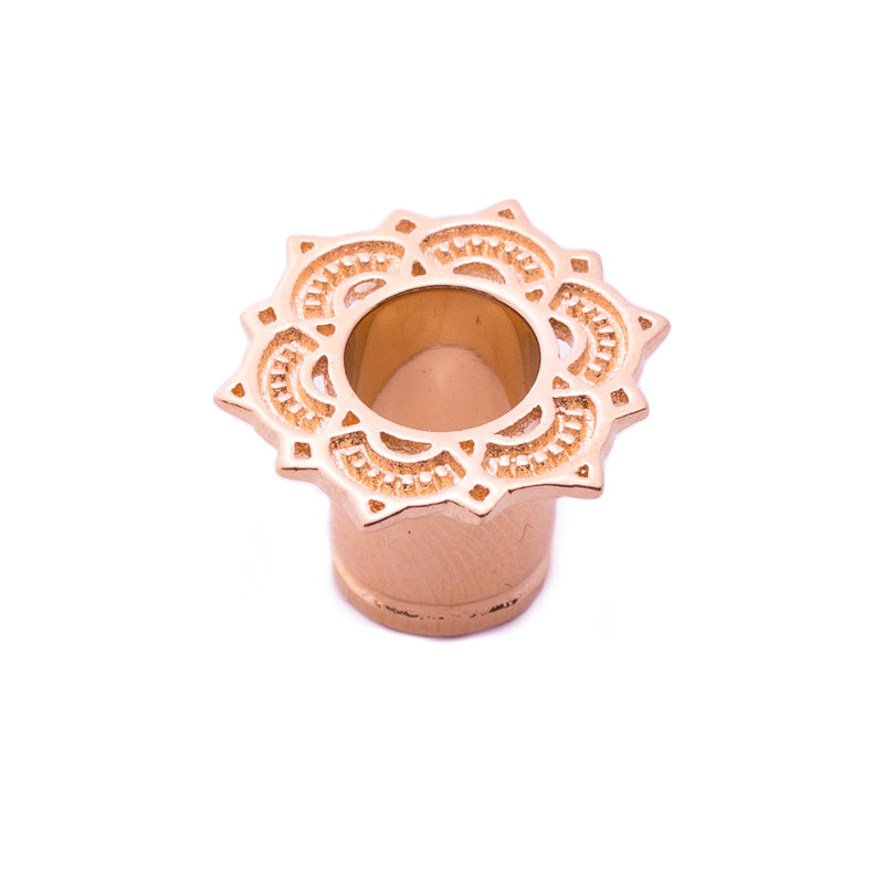 Lotus Drop Eyelet Single Flare