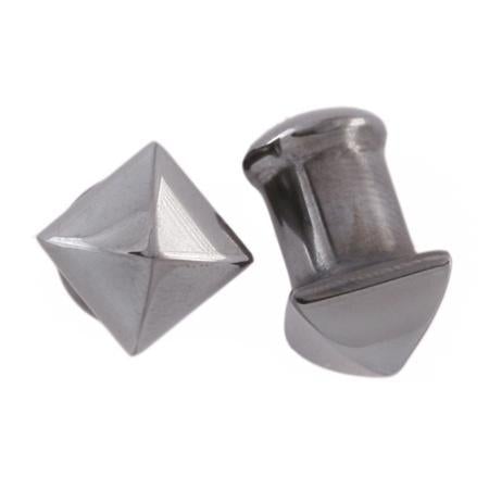 Stud Plug